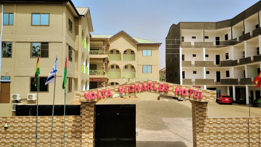 Volta Vicharles Hotel